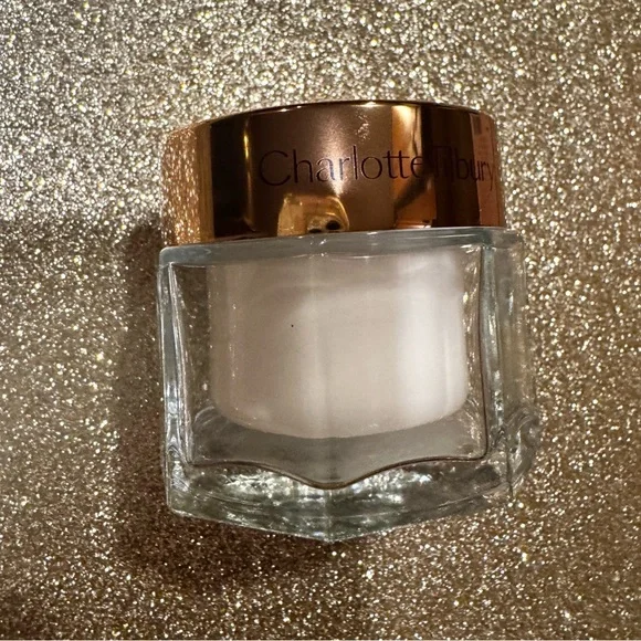 Charlotte Tilbury Magic Cream Anti-Aging Moisturizer 50mL - Picture 5 of 11